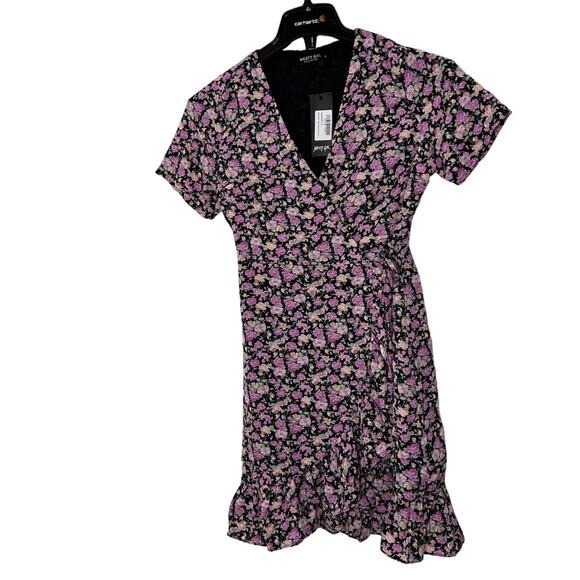 NWT Nasty Gal Floral Print Ruffle Hem Wrap Dress Size Small - Picture 1 of 9